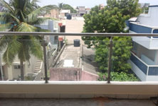 stainless-steel-balcony-with-glass-in-chennai